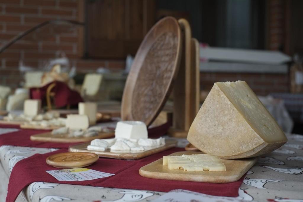 Agriturismo Altana Del Motto Rosso Gattico Bagian luar foto